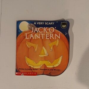 A very scary jack-o lantern vintage kids glow in the dark Halloween book